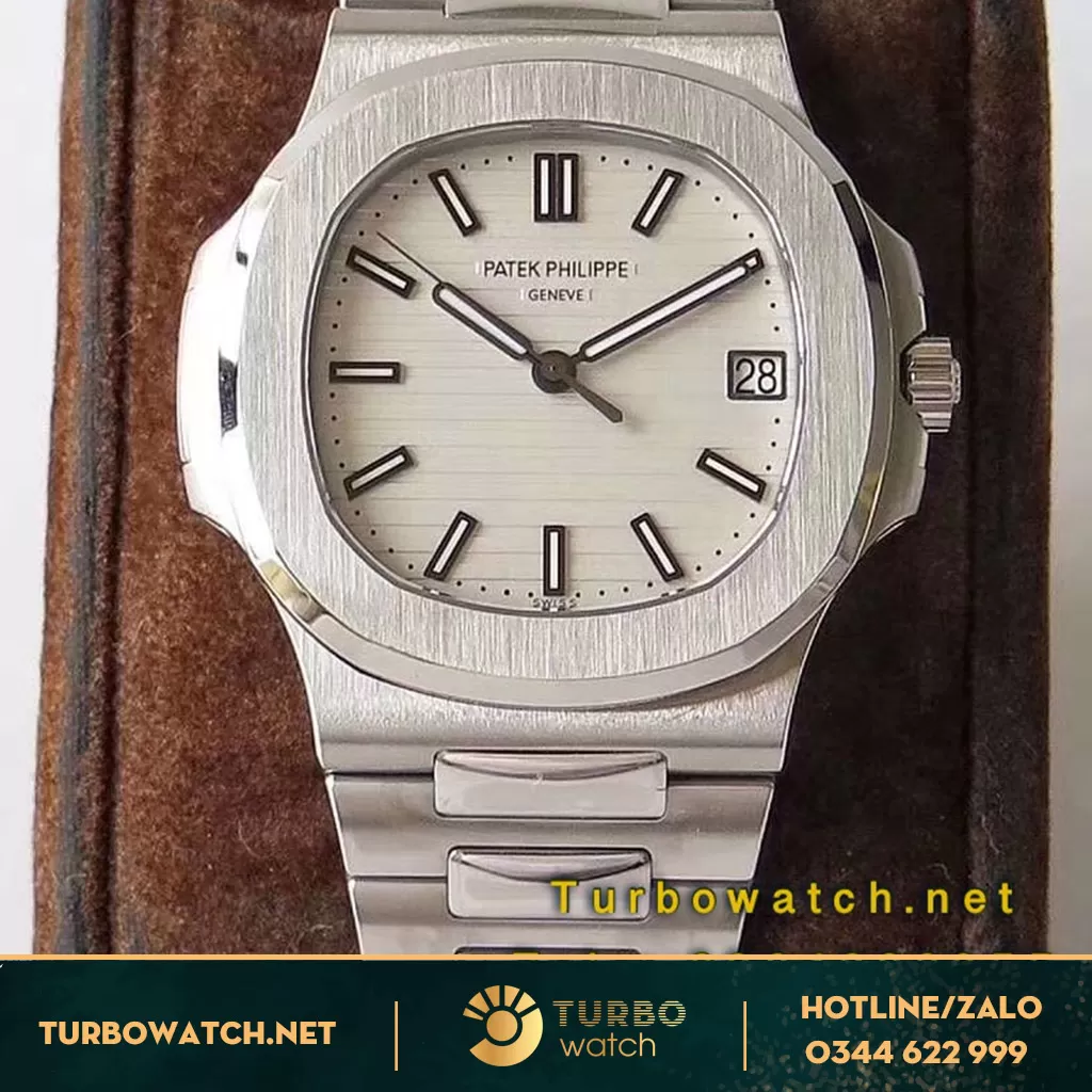  đồng hồ Patek Philiip fake 1-1 nautilus JUMBOM 5711/A1