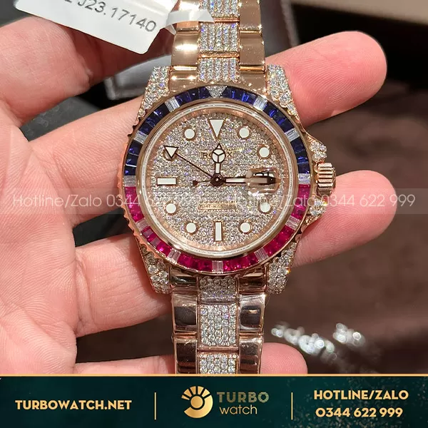  Rolex GMT - Master II M126755SARU bọc vàng độ kim cương moissanitte