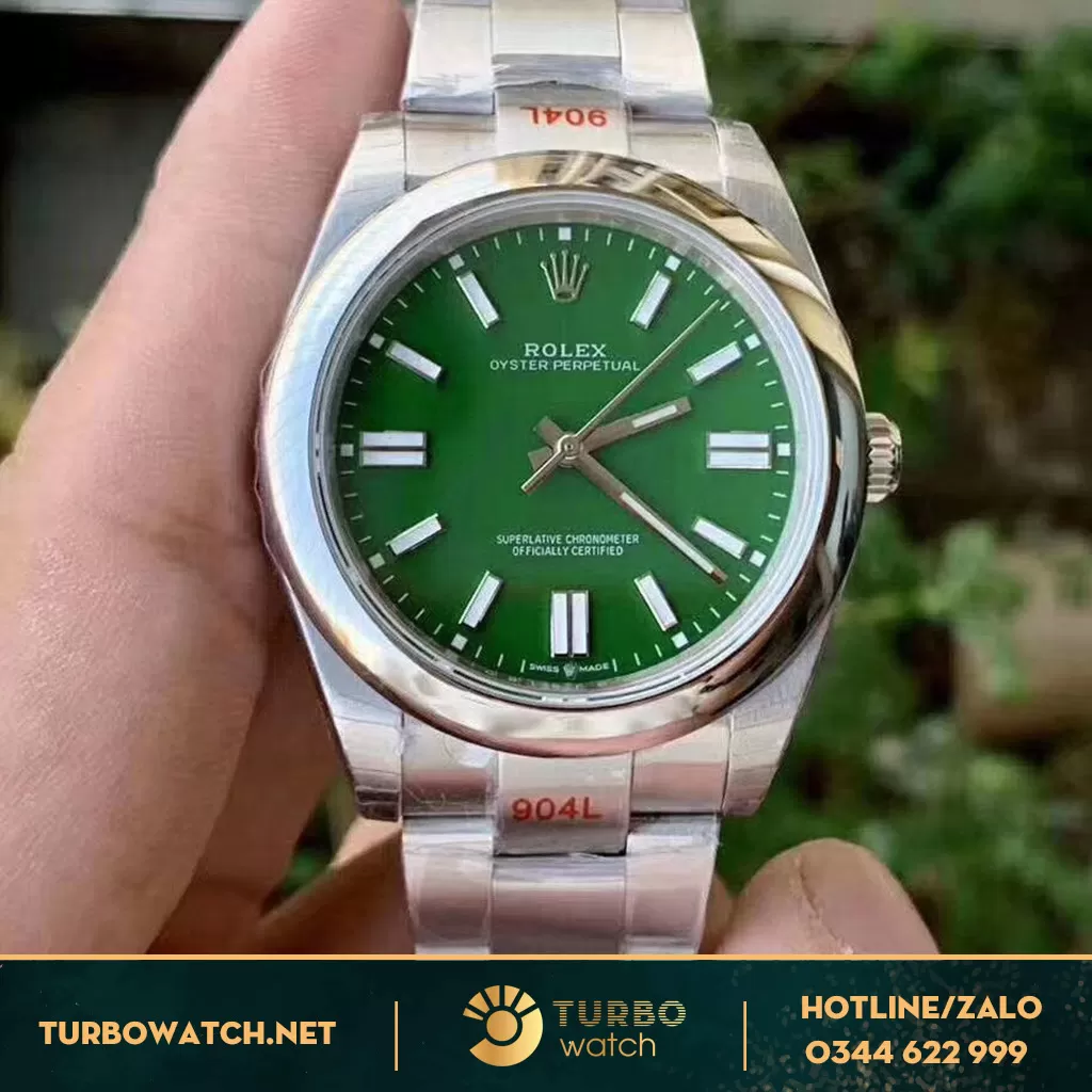  Rolex Oyster Perpetual 41 124300 Mặt Số Xanh siêu cấp 