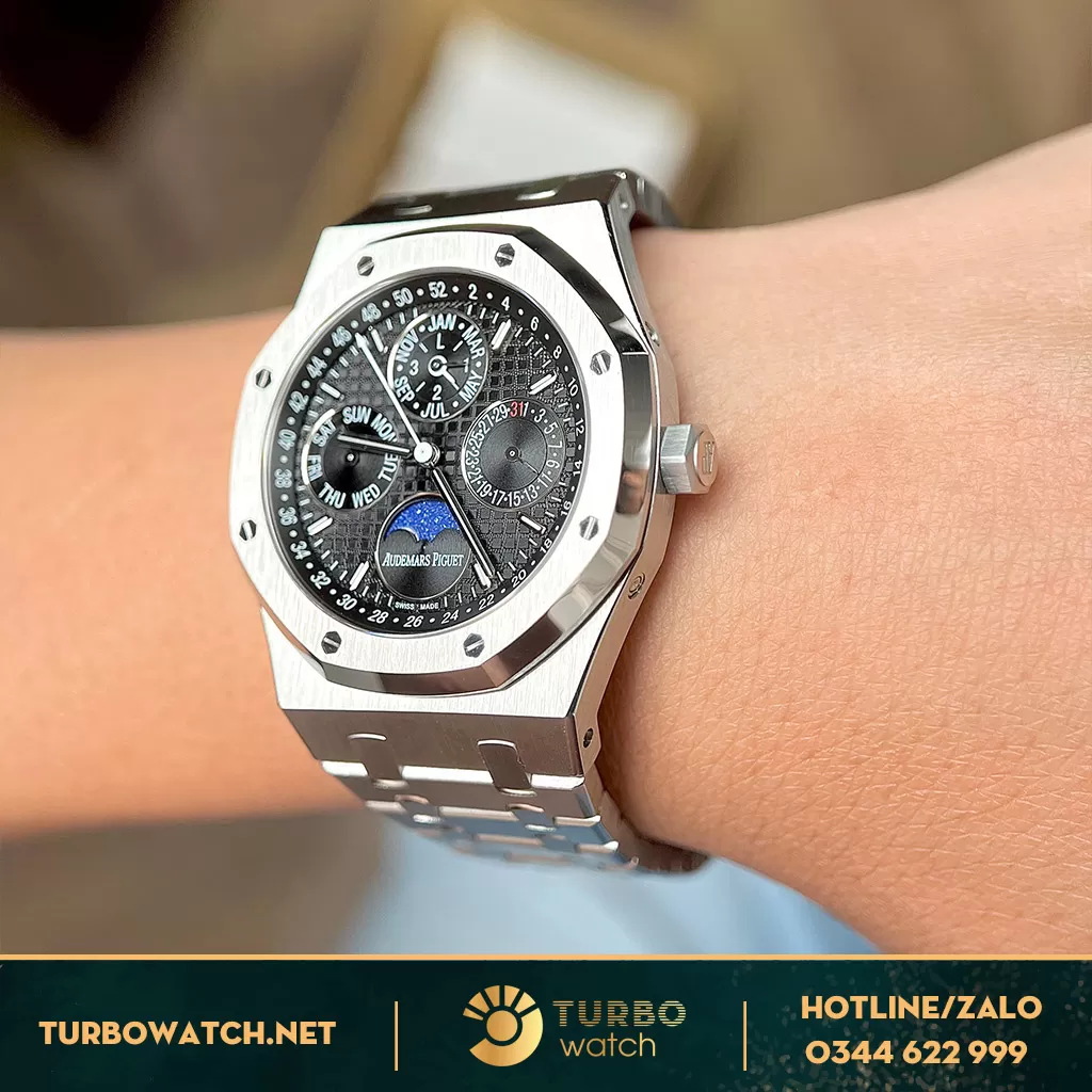 Audemars Piguet Royal Oak Perpetual Calendar - 26574