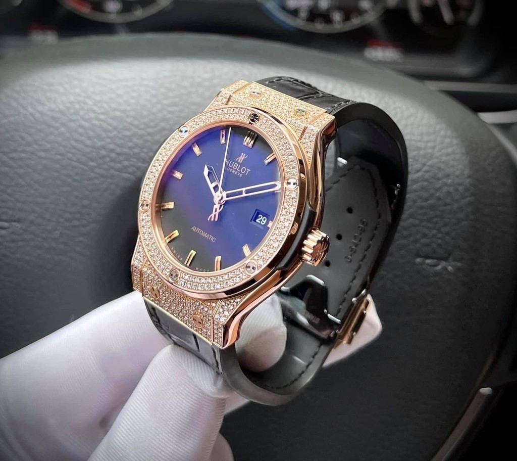 Siêu phẩm đính kim cương của nhà Hublot