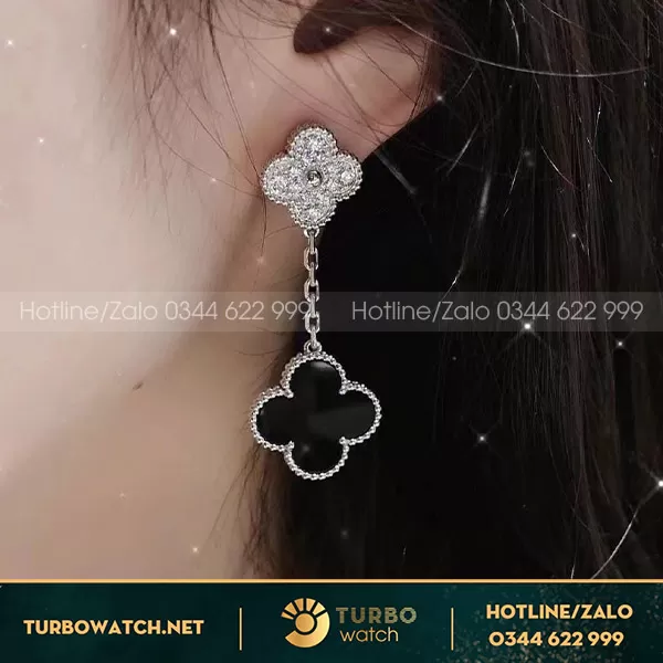 Bômg tai Van Cleef & Arpels Ahambra 18k white Gold 
