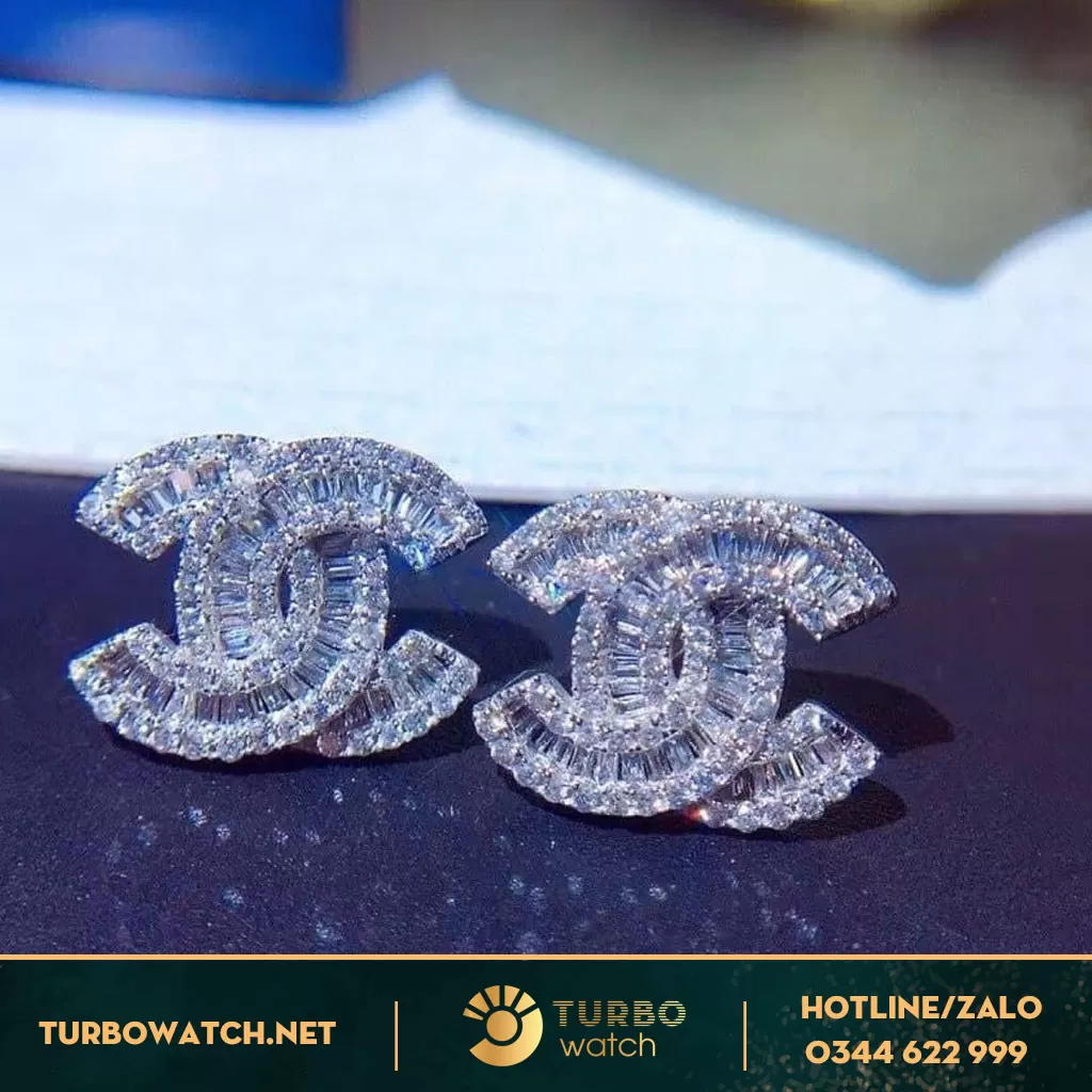bông tai Gucci vàng 18k kim cương baguette