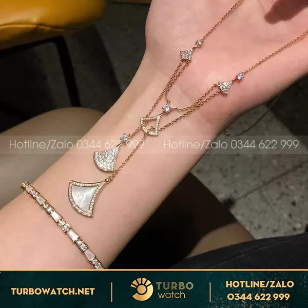 Bvlgari Divas Dream necklaces au750