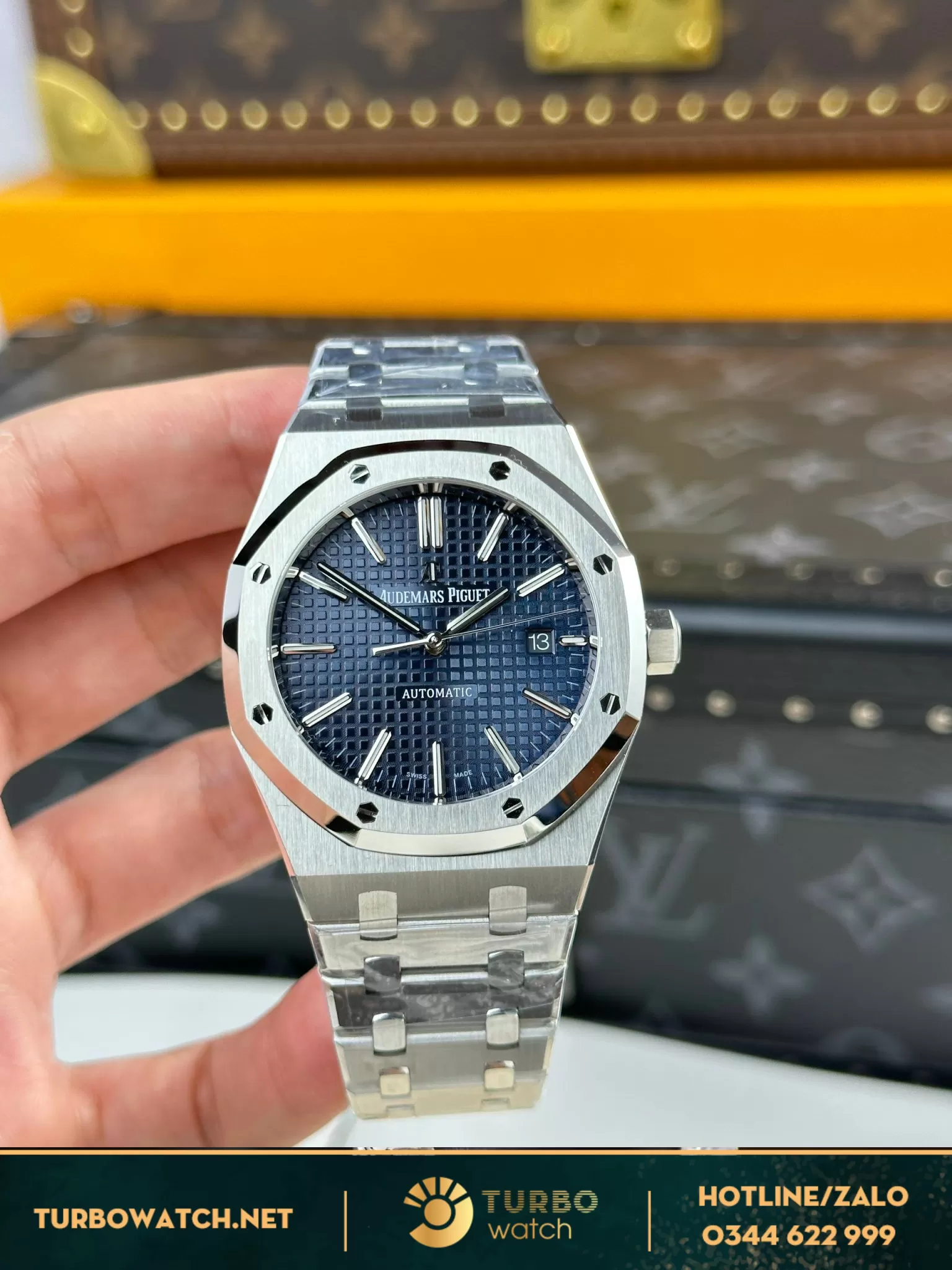 Đồng hồ Audemars Piguet Royal Oak 15400 mặt xanh blue replica 