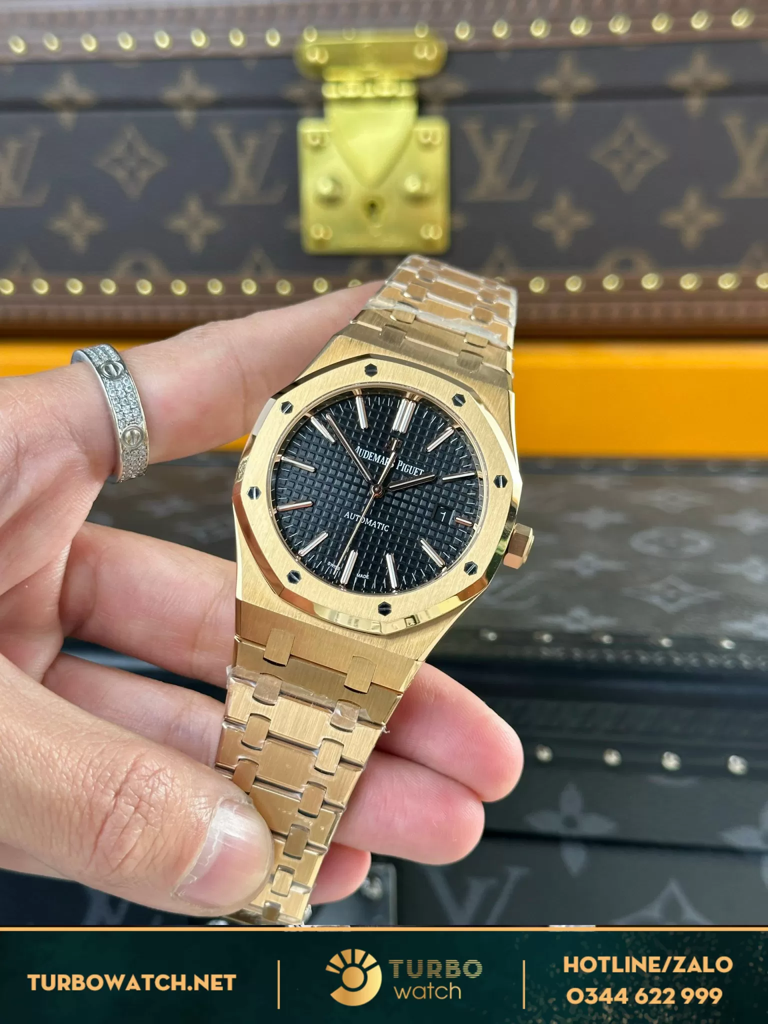 Đồng hồ Audemars Piguet Royal Oak 15400 vàng hồng replica