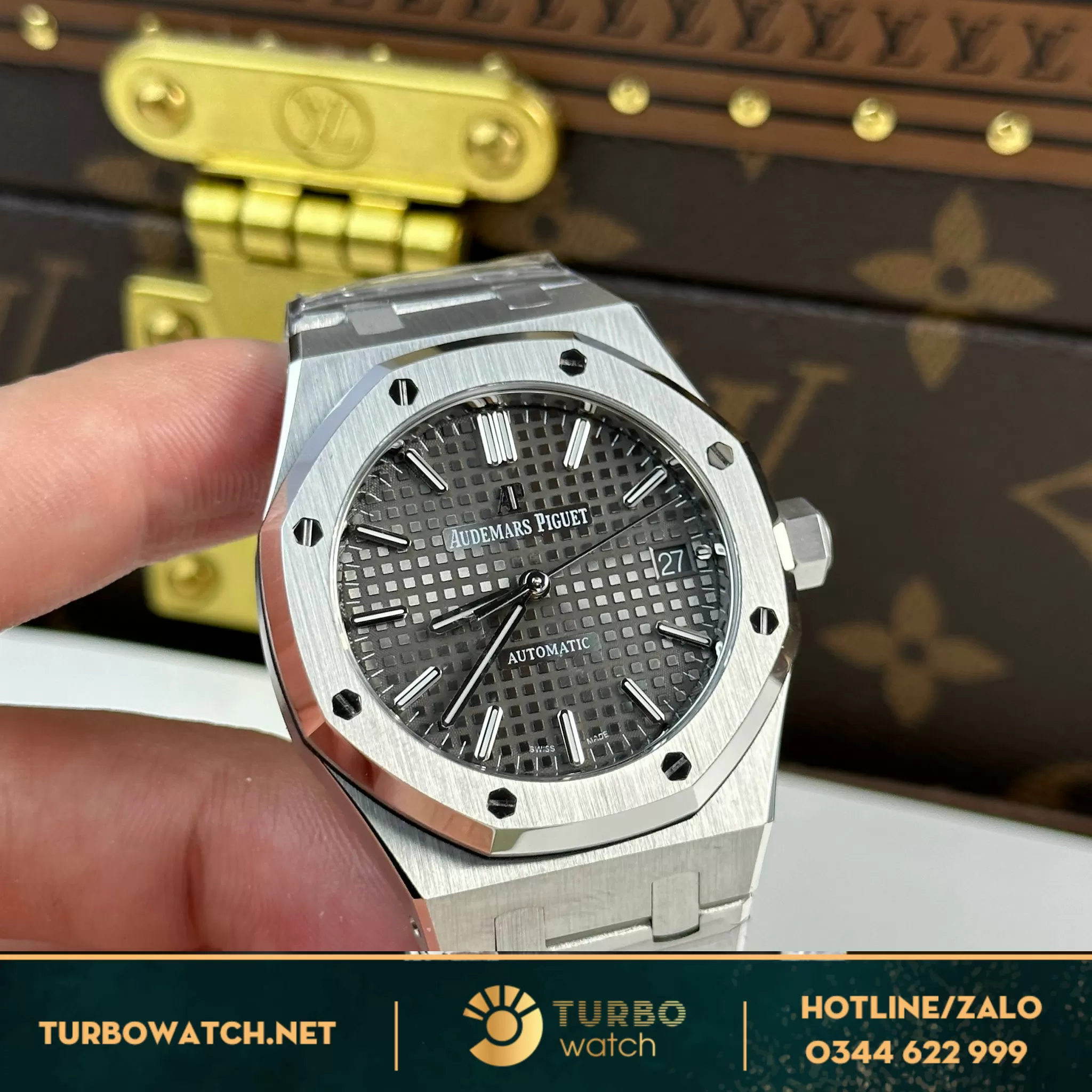 Đồng hồ Audemars Piguet Royal Oak 15450 37mm mặt xám fake