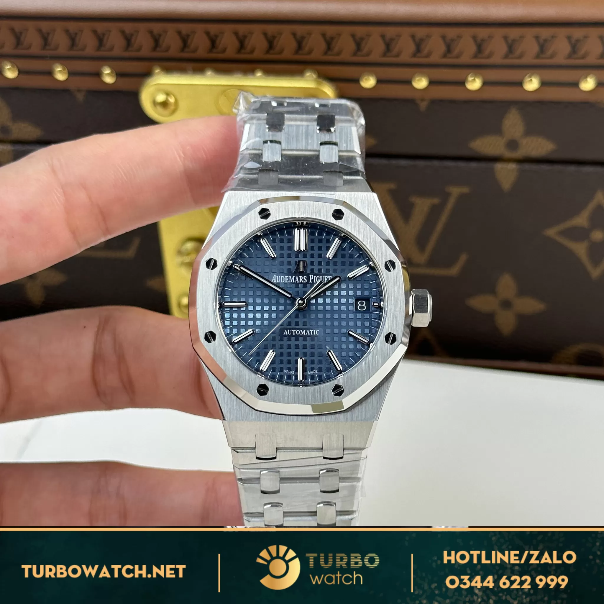 Đồng hồ Audemars Piguet Royal Oak 15450 37mm replica