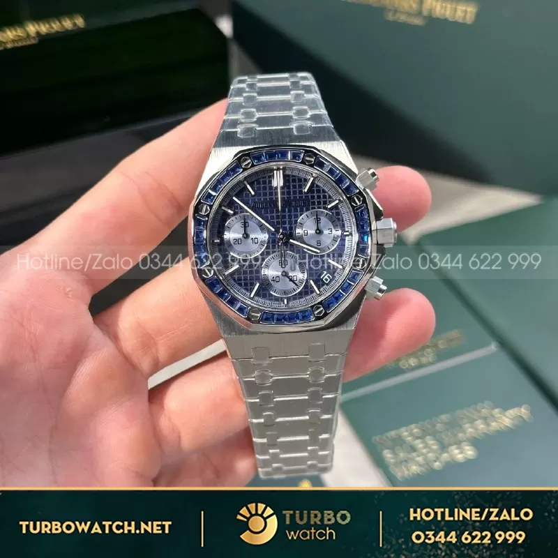 Đồng Hồ Audemars Piguet Royal Oak 26240 (Chronograph) Phiên bản niềng đính đá Sapphire xanh cực nét