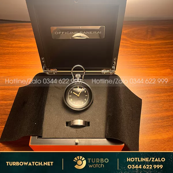 Đồng hồ để bàn Officine Panerai - phiên bản chế tác đặc biệt với máy p5000