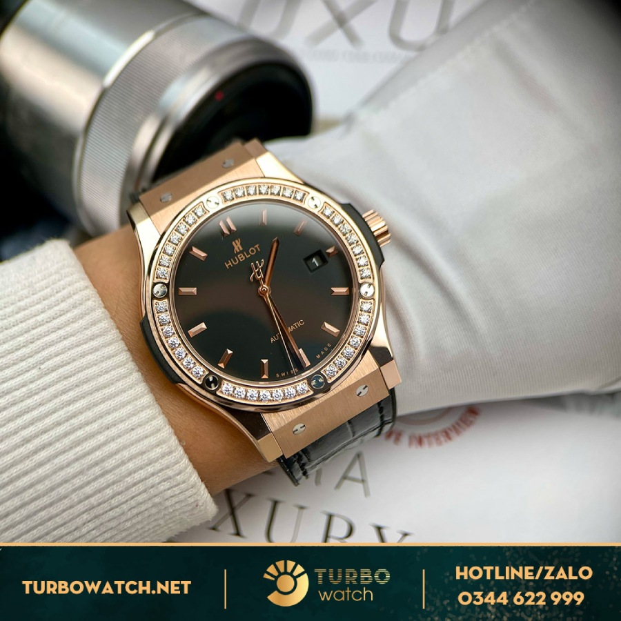 Đồng Hồ Hublot Classic Fusion Fake 1-1 King Gold Diamonds