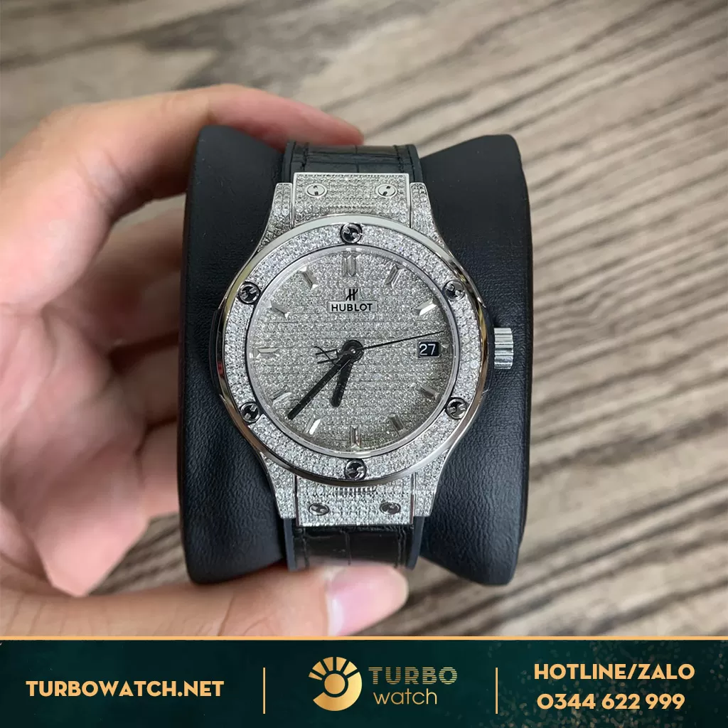 Đồng Hồ Hublot Classic Fusion Black 38MM Full Kim Cương 