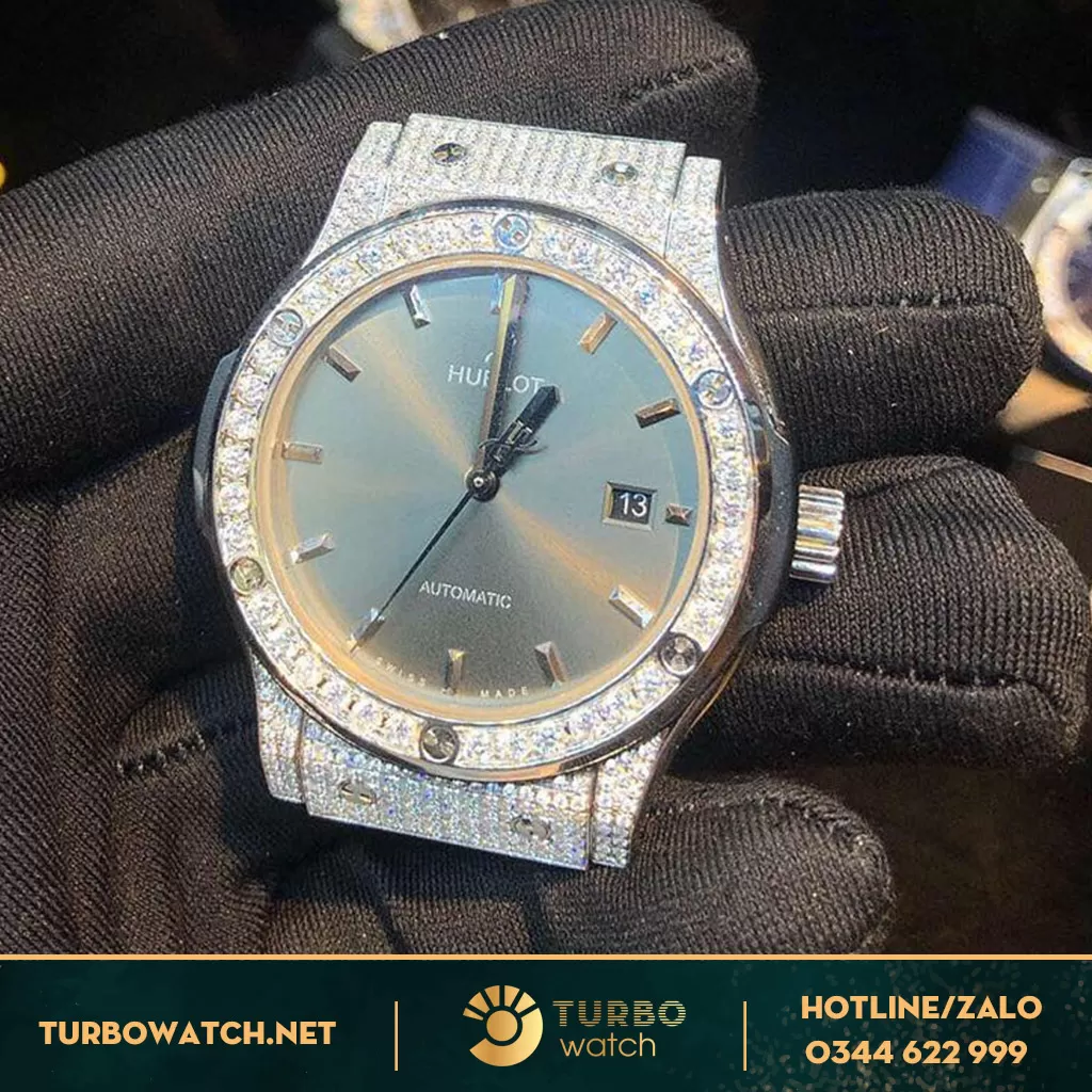 Đồng hồ Hublot Classic Fusion Độ kim cương thiên nhiên