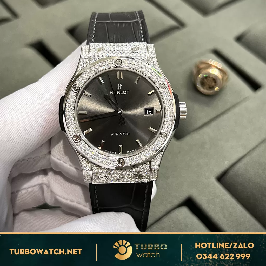 Đồng Hồ Hublot Classic Fusion Gray Replica 42 full Kim Cương 