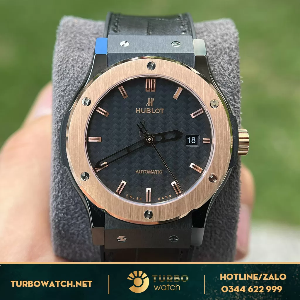 Đồng Hồ Hublot Classic Fusion Replica Demi Gold Ceramic Dây Da 42MM