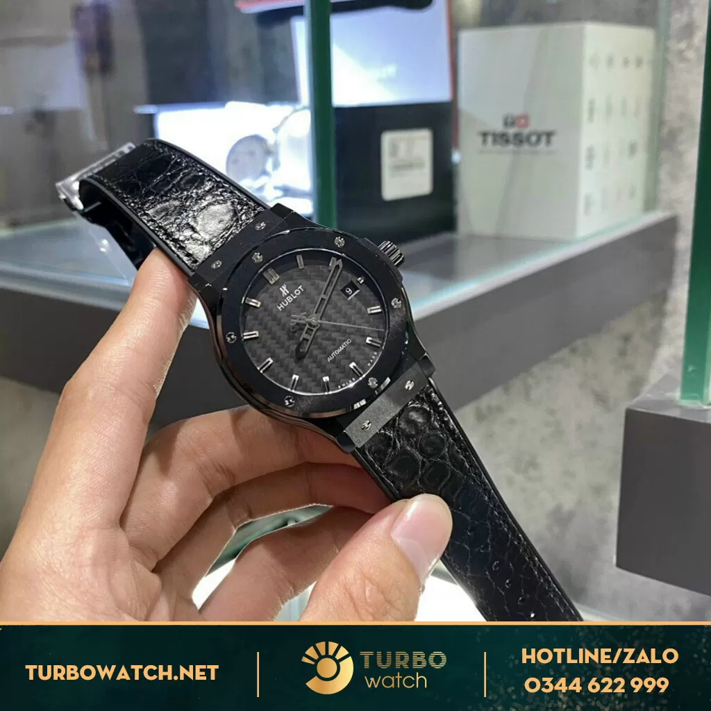 Đồng Hồ Hublot Fake 1-1 Classic Fusion Black Ceramic