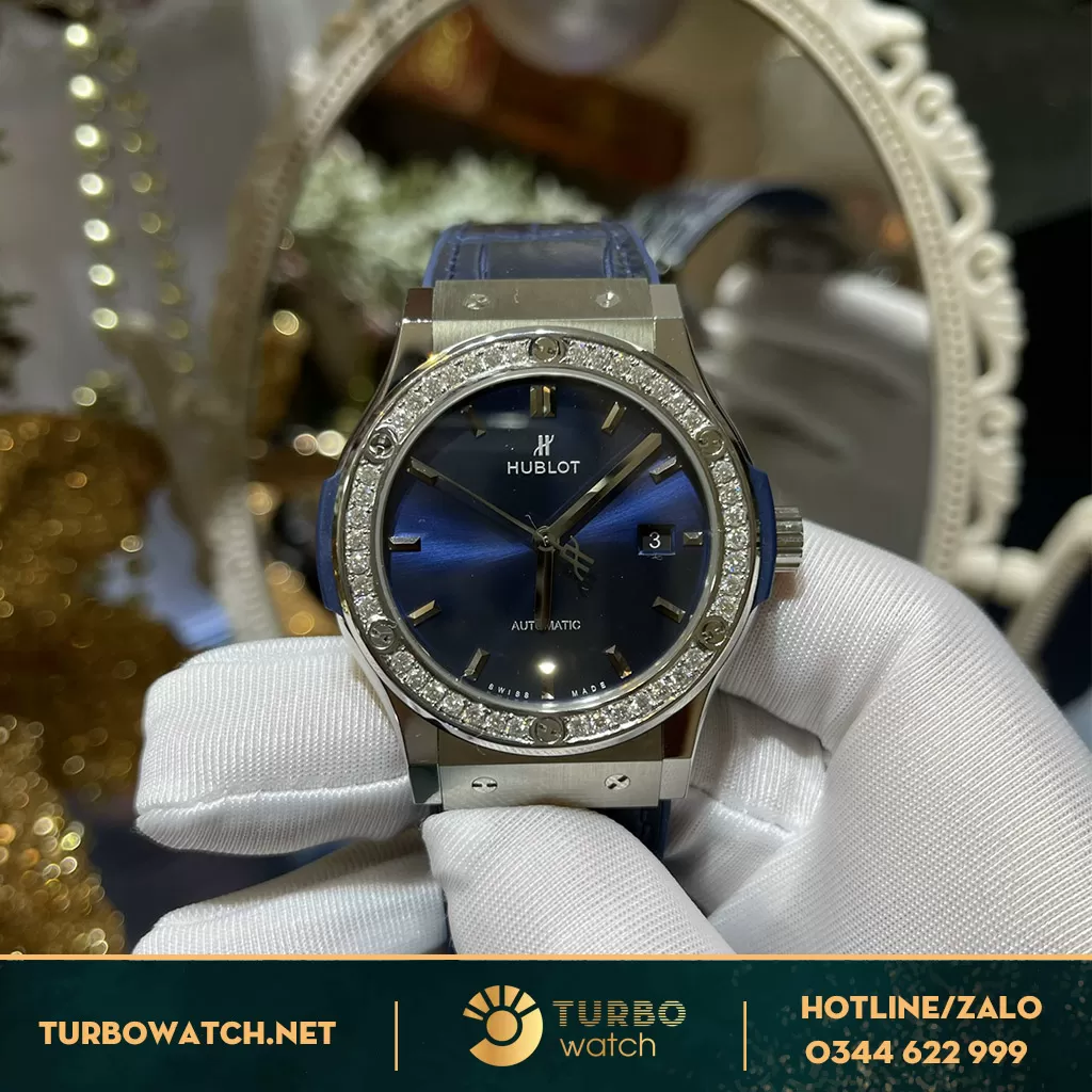 Đồng Hồ Hublot Replica 1-1 Bleu Titanium Độ Viền Kim Cương Thiên Nhiên 