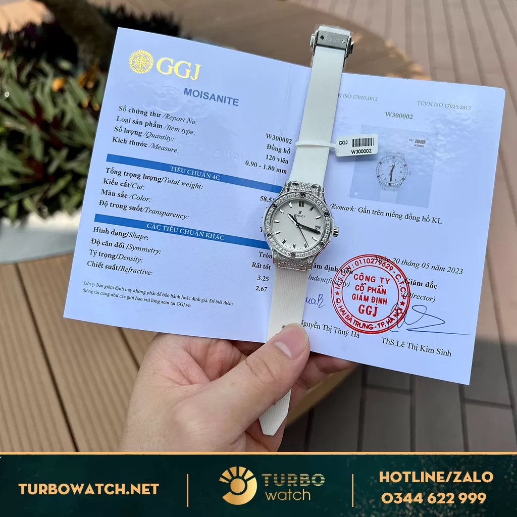 Đồng hồ nữ độ kim cương moissanite hongkong