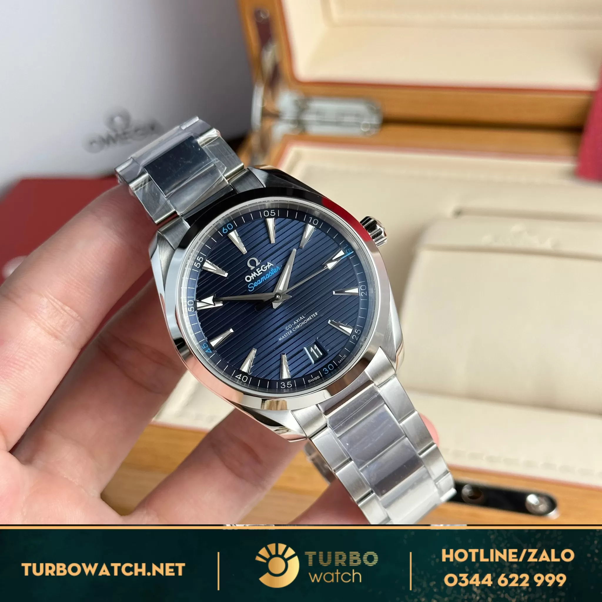 Đồng hồ Omega Seamaster Aqua Terra 150M mặt xanh dương fake 