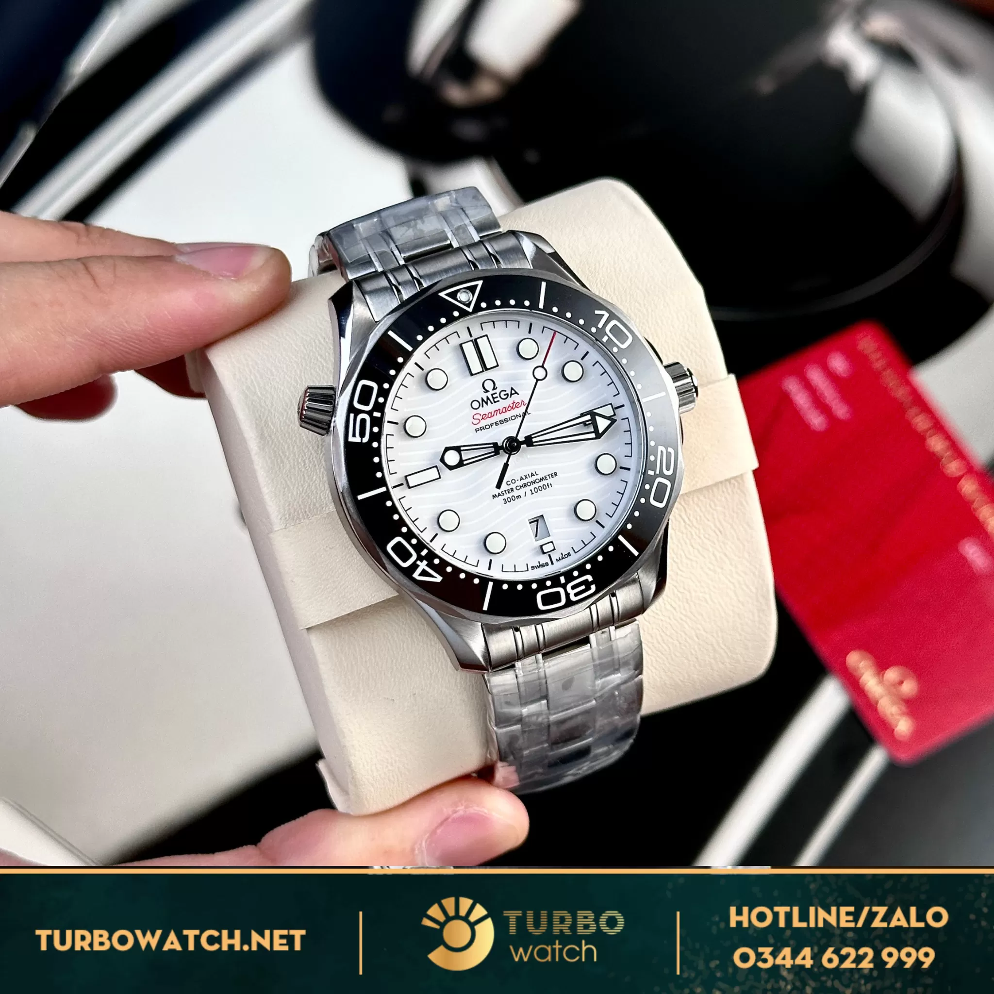 Đồng hồ Omega Seamaster Diver 300M white dial fake 11