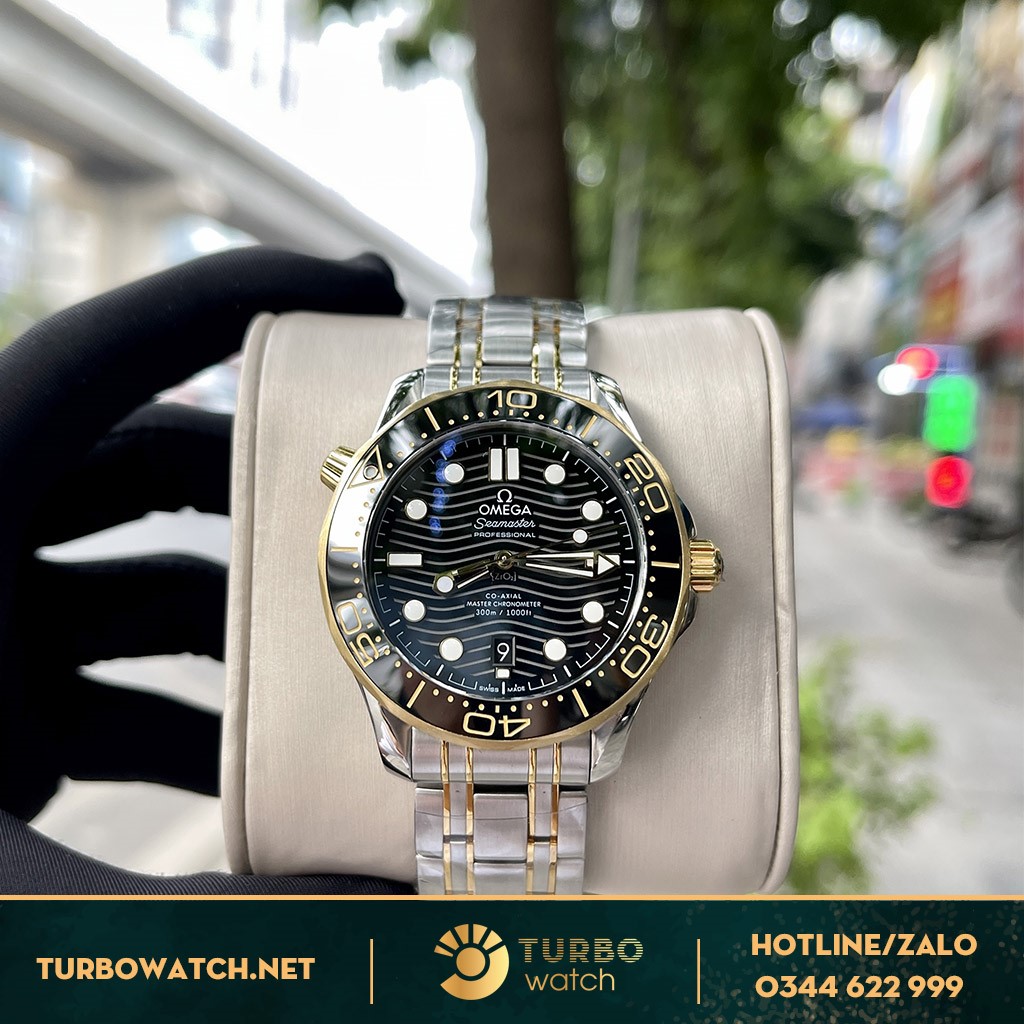 Đồng Hồ Omega Seamaster Replica Diver 300M với thiết kế tinh xảo