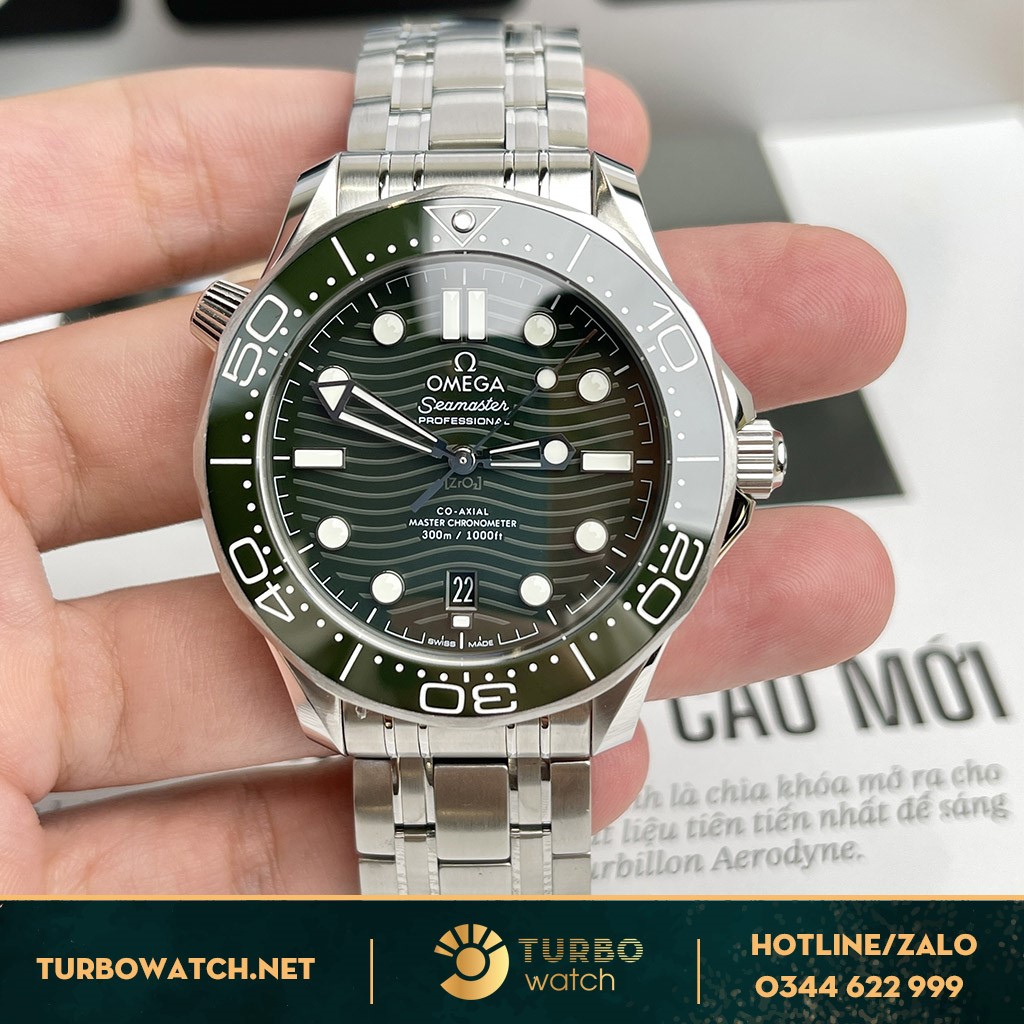 Đồng Hồ Omega Seamaster Diver Replica với thiết kế tinh tế,lịch lãm
