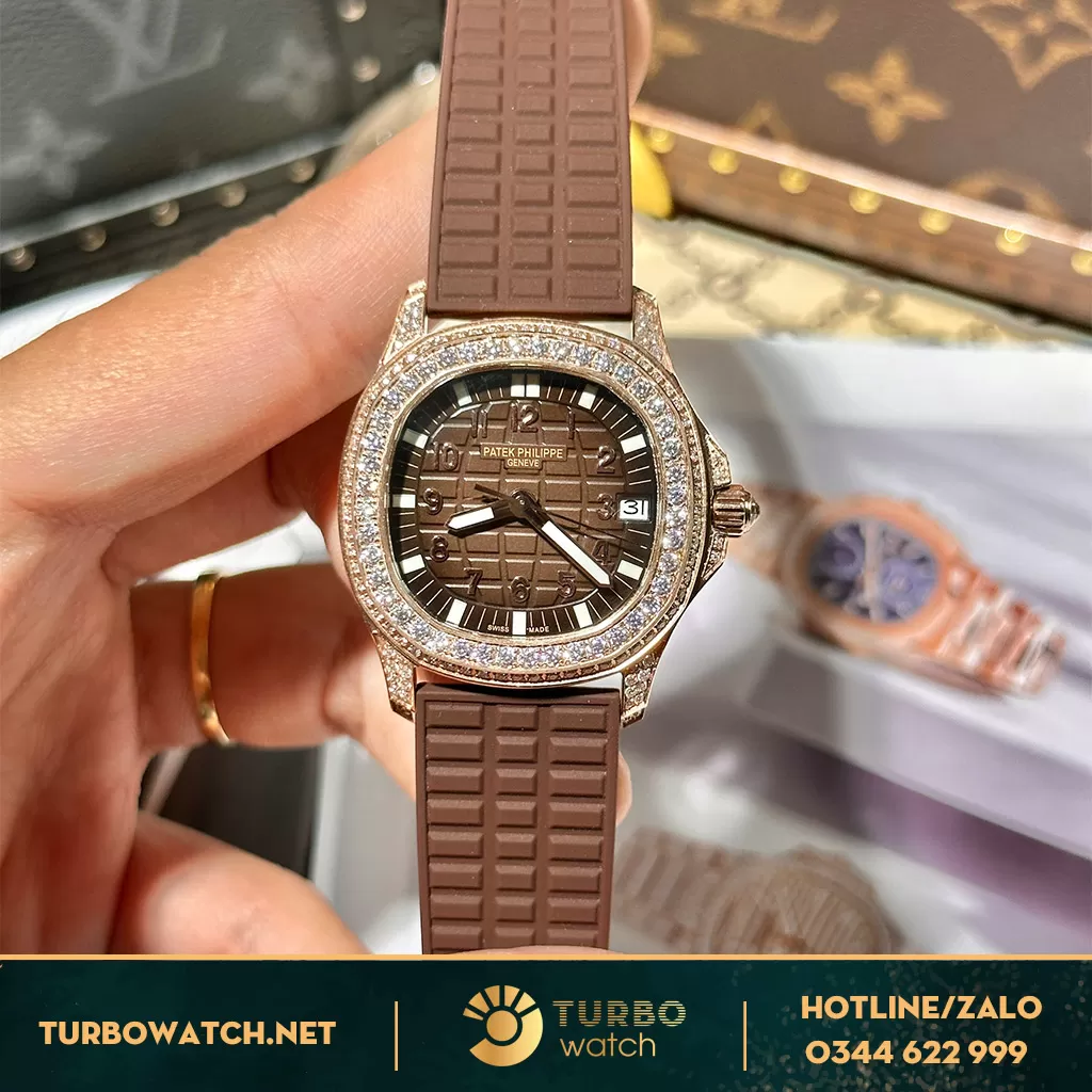 Đồng Hồ Patek Philippe Aquanaut 5067 Full Kim Moissanit 