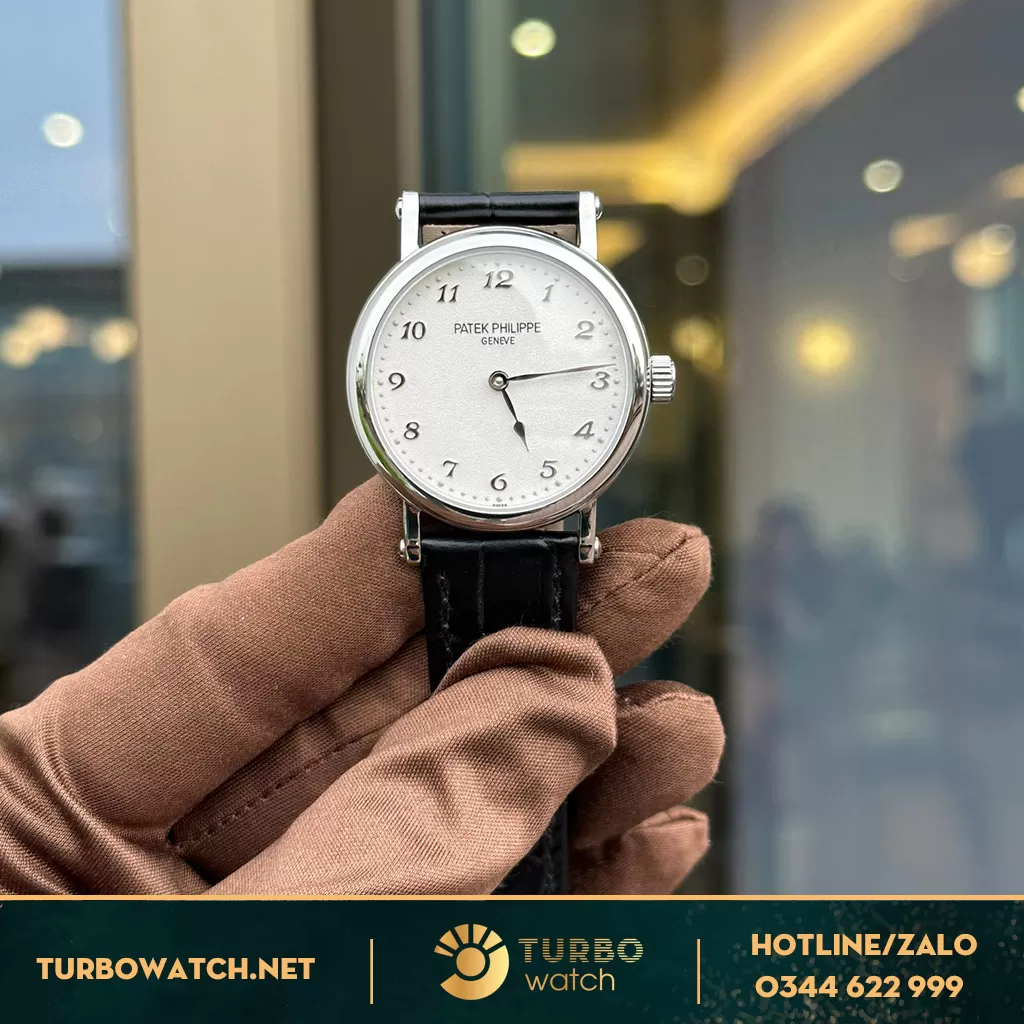 Đồng Hồ Patek Philippe Calatrava 7200R nữ mặt đen 