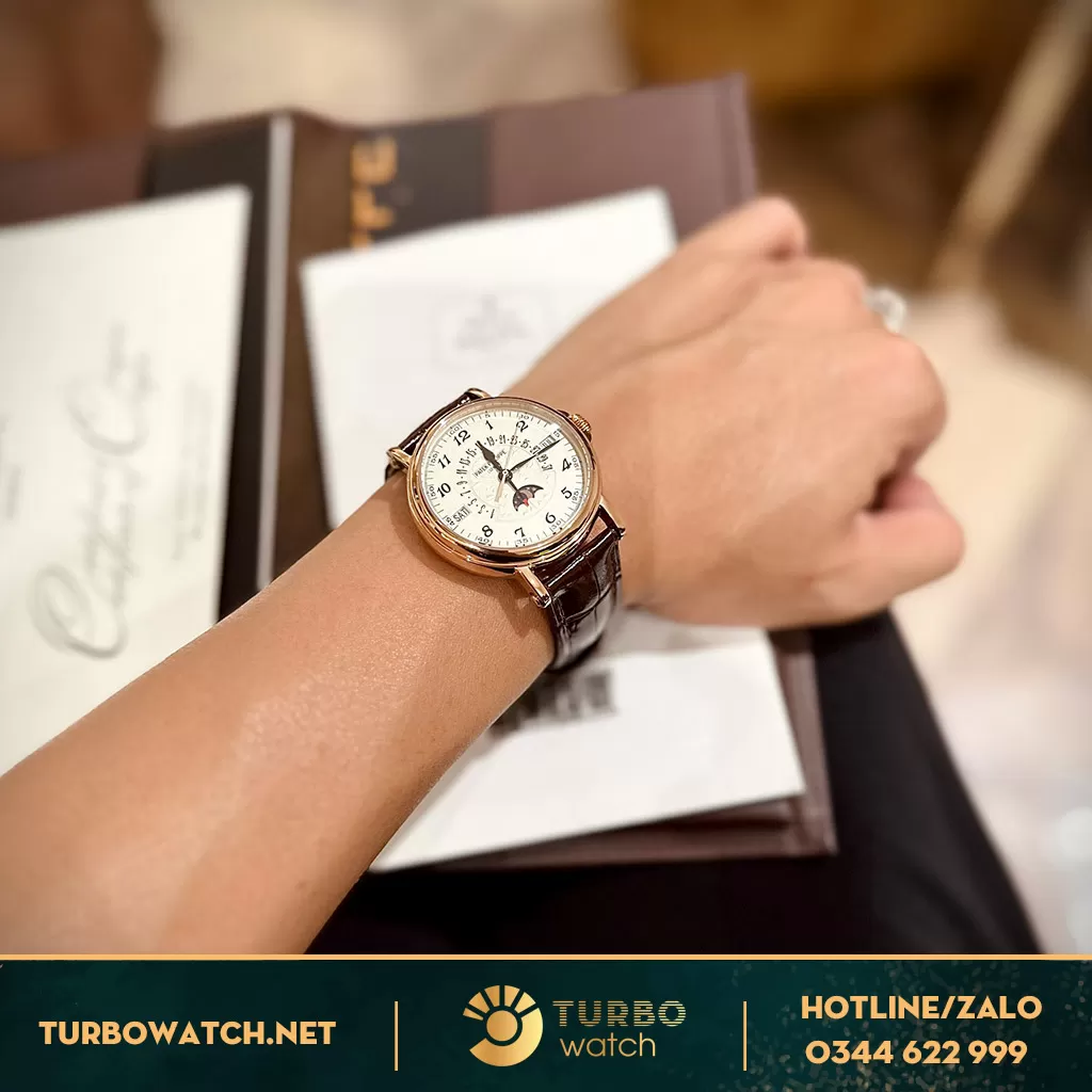 Đồng Hồ Patek Philippe Complications Automatic 5159G