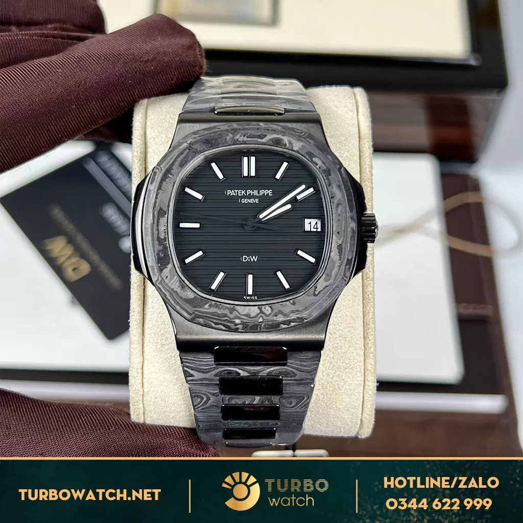 Đồng Hồ Patek Philippe Nautilus 5711 độ Vỏ Carbon 
