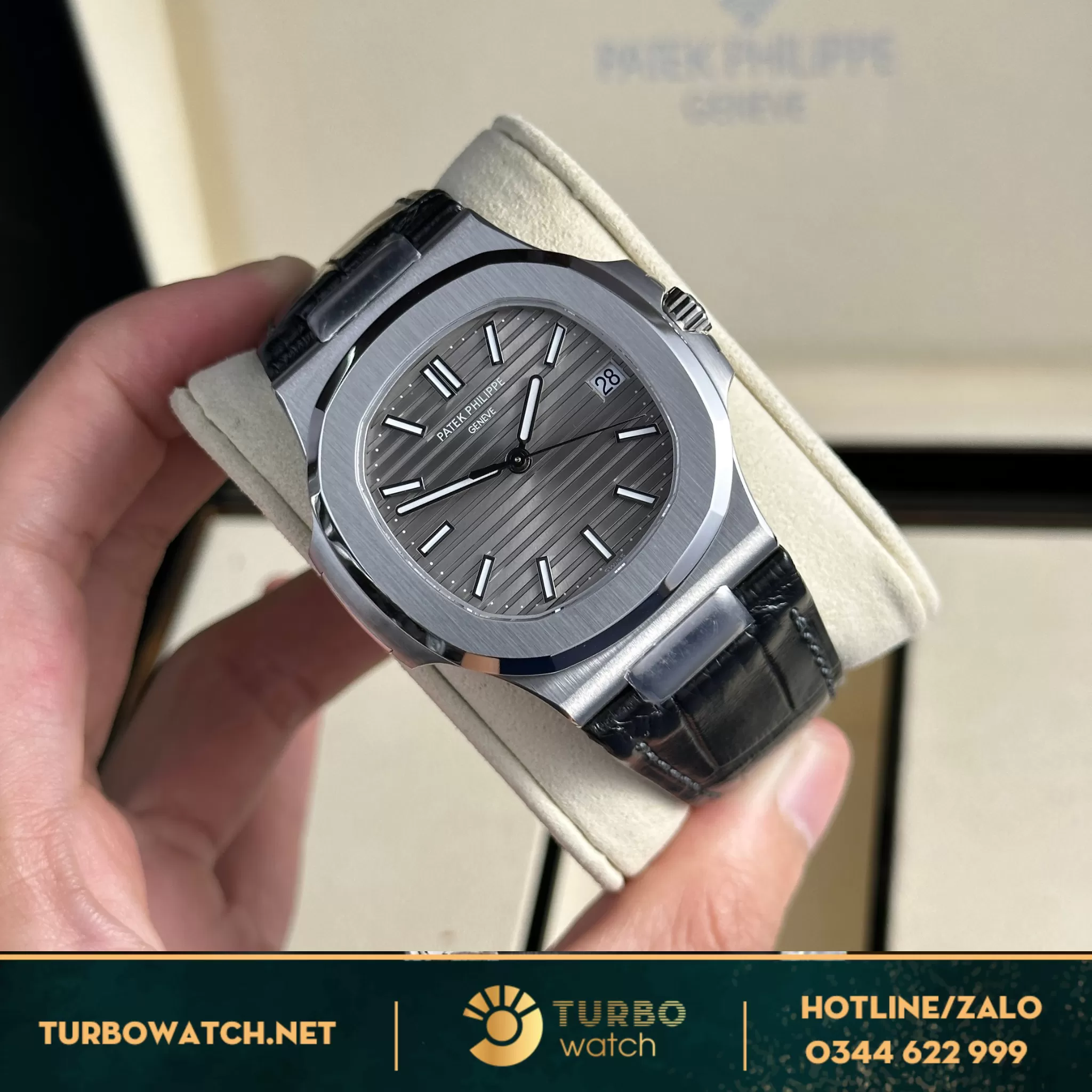 Đồng hồ Patek Philippe Nautilus 5711 mặt xám fake 11