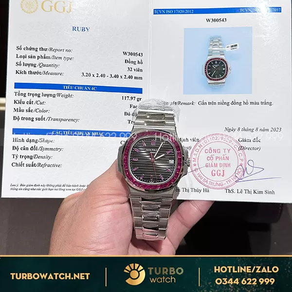 Đồng Hồ Patek Philippe Nautilus Rep 1 1 5723 Tinh Chỉnh Saphire Và Ruby Tổng Hợp