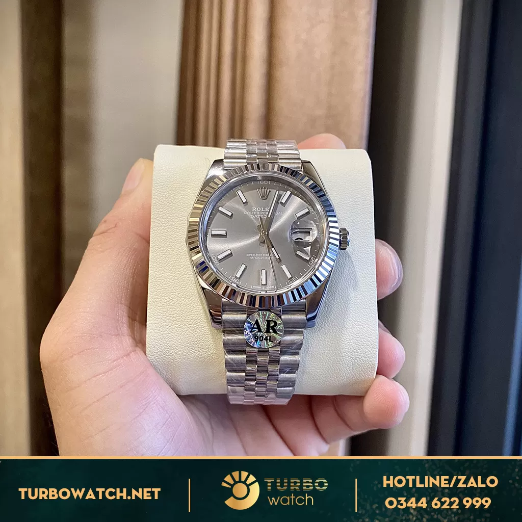 Đồng Hồ Rolex Datejust Siêu Cấp 41 126300 Mặt Số Xám Cọc Số Dạ Quang 
