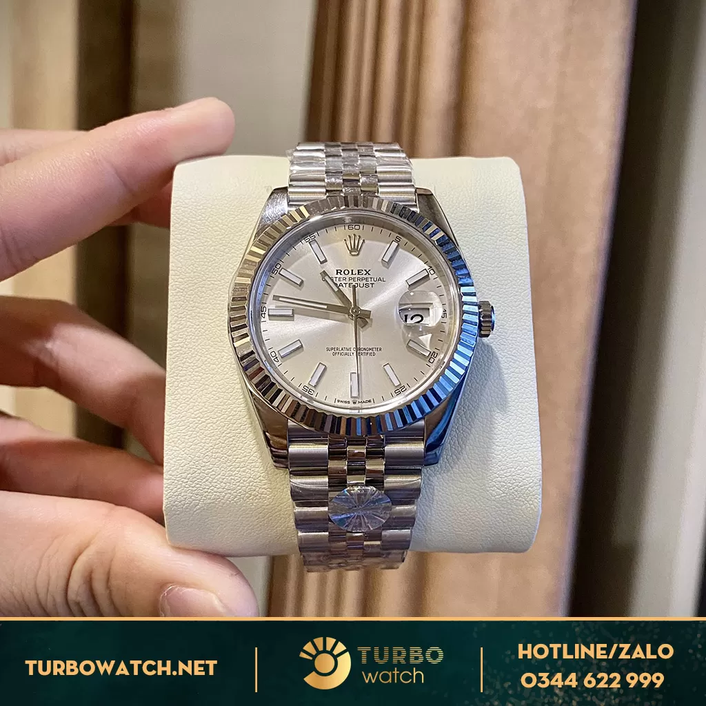 Đồng Hồ Rolex Datejust Super Fake 1:1 41 126300 Mặt Số Bạc Cọc Số Dạ Quang