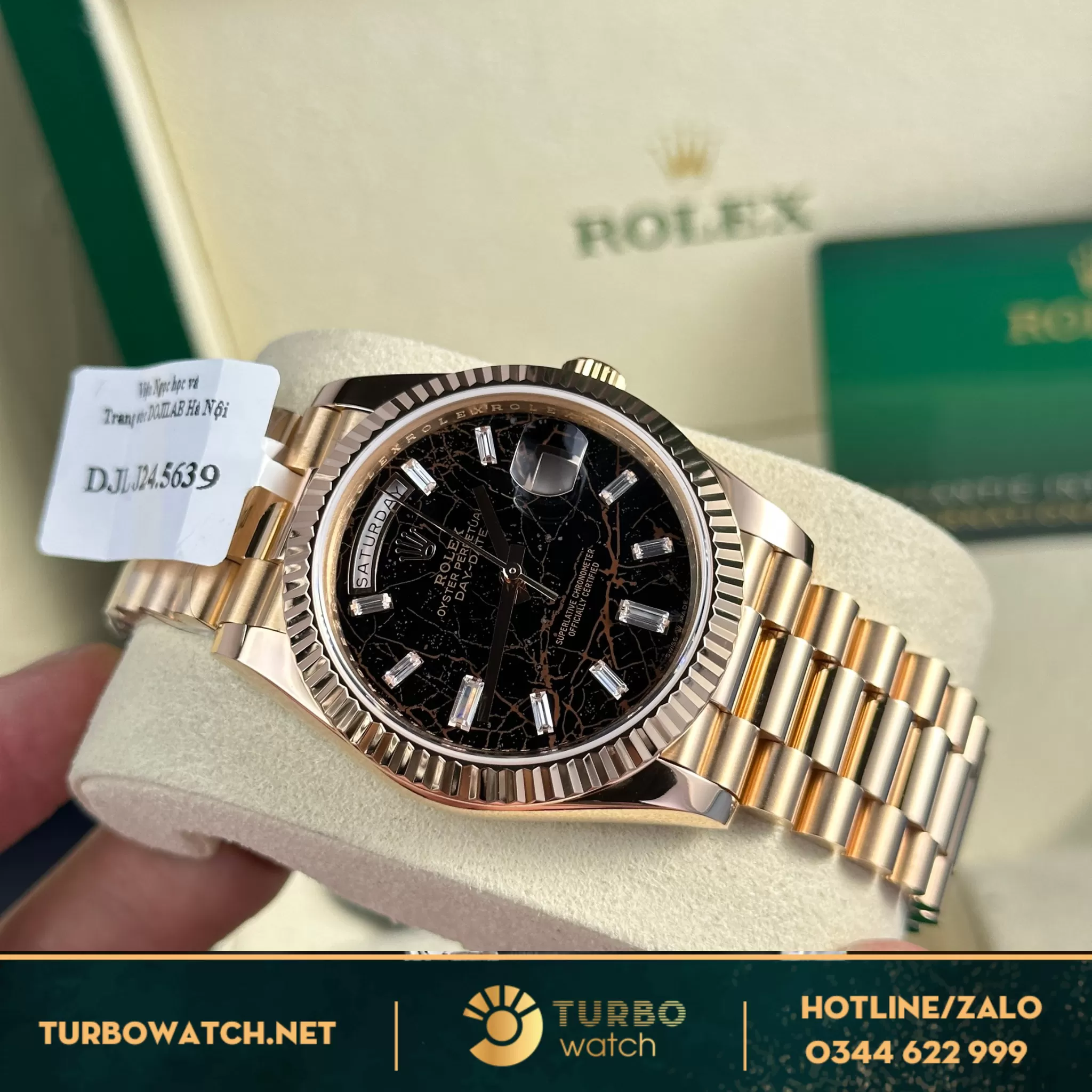 Đồng hồ Rolex daydate bọc vàng 228235 mặt thạch anh 177g