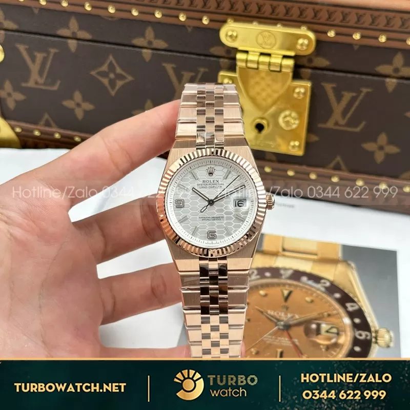 Đồng Hồ Rolex Land-Dweller 127236 Replica 11 Mặt Trắng Họa Tiết Tổ Ong 36mm