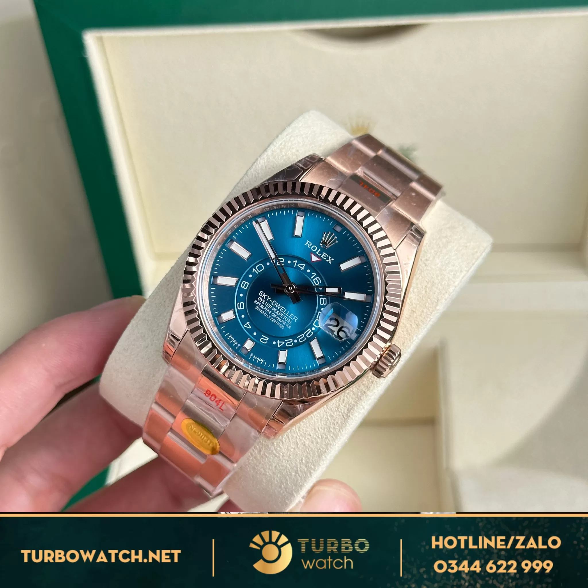 Đồng hồ Rolex Sky-Dweller 336935 vàng hồng replica