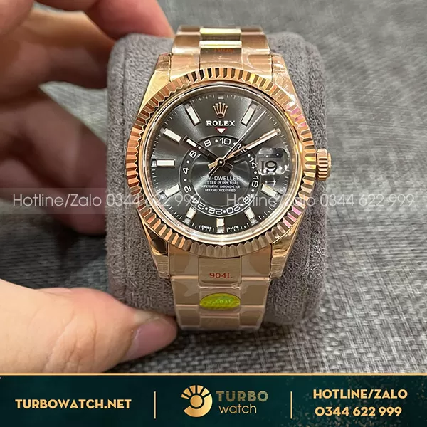 Đồng Hồ Rolex Sky-Dweller Rep 1 1 Rose Gold Noob Factory