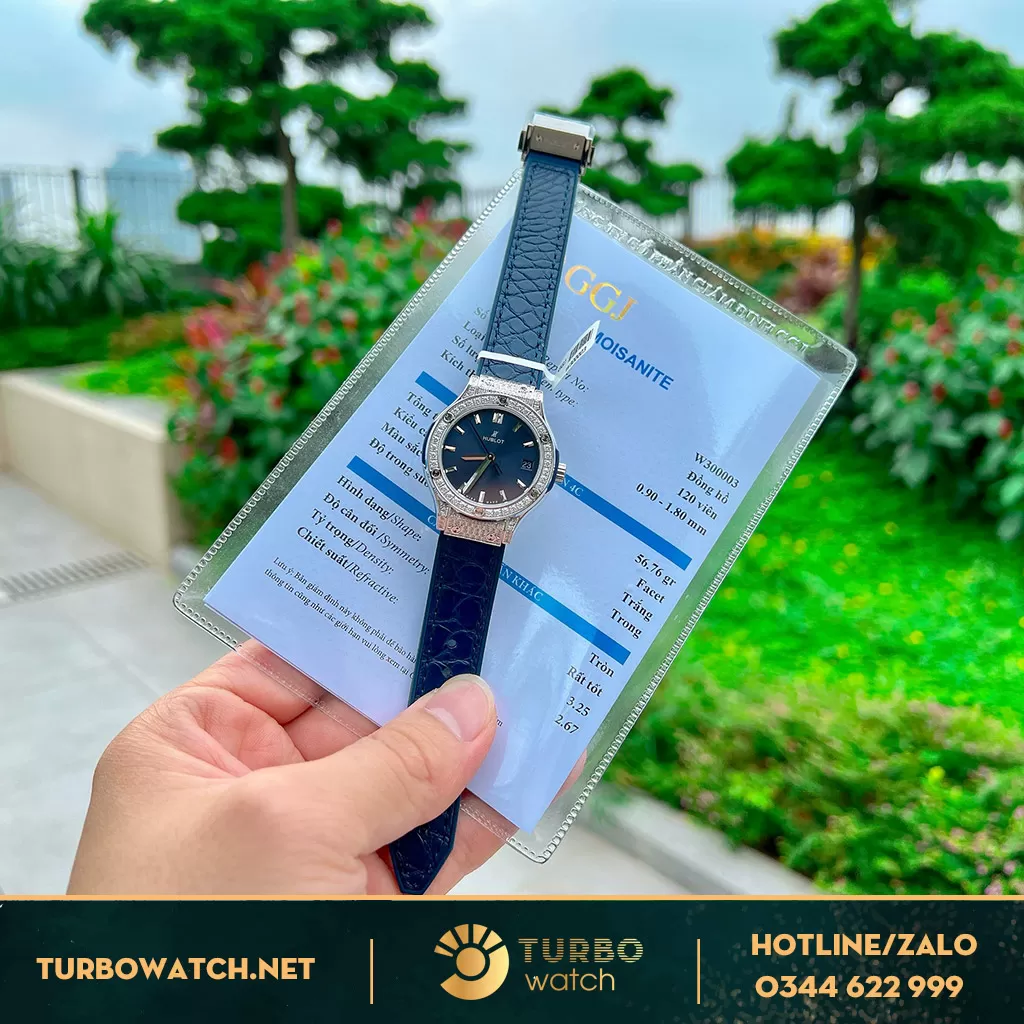 Hublot 33mm xanh navy độ kim cương moissanite