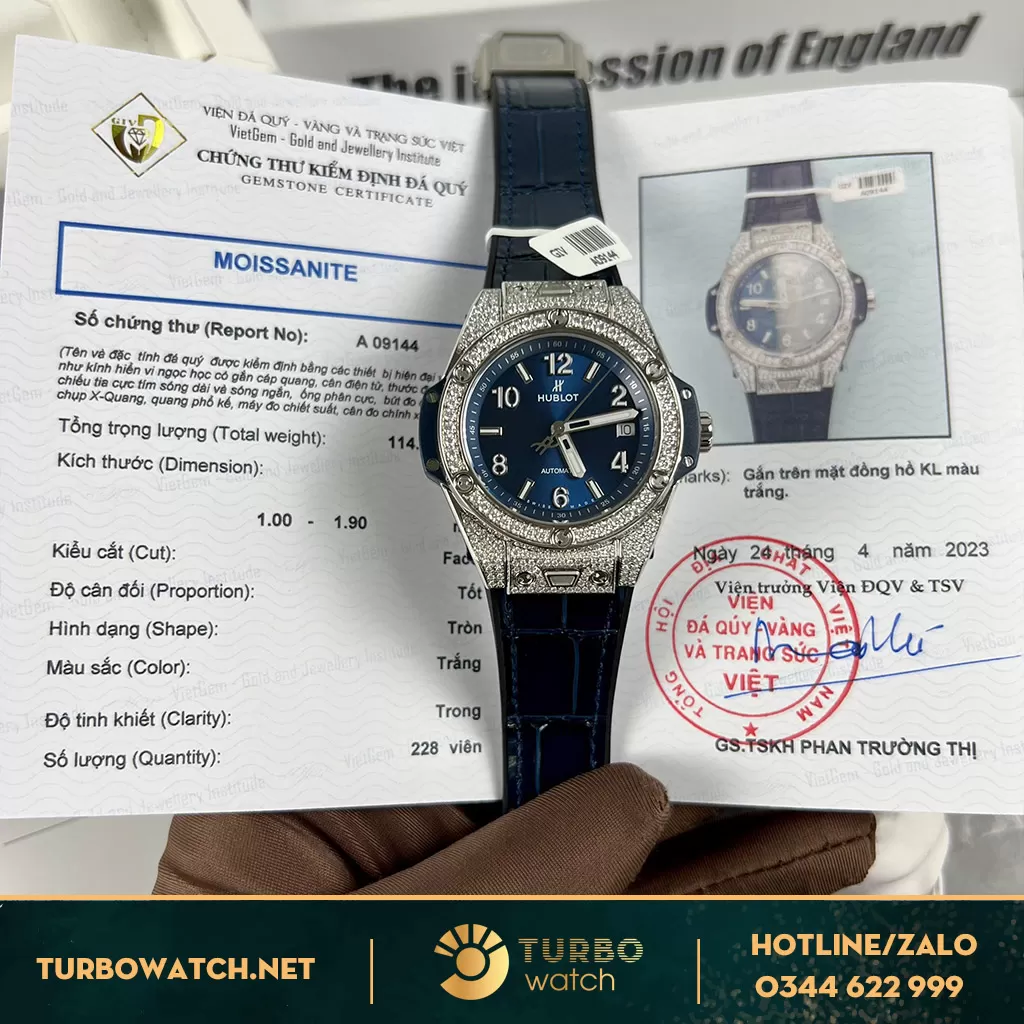 Hublot bigbang one click blue dial độ full kim cương moissnite