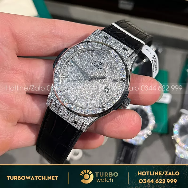 Hublot classic fusion 42mm jjf độ full moissanite hongkong