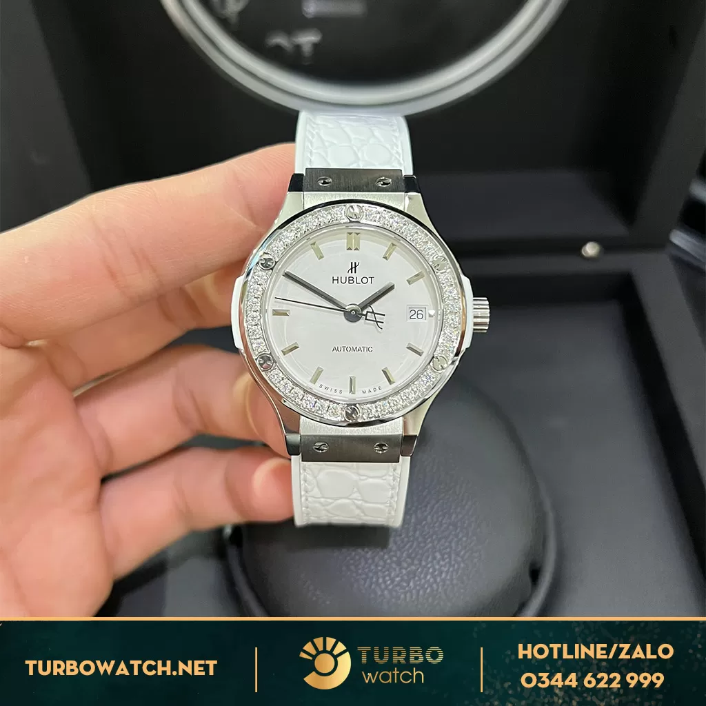 Hublot Classic Fusion Black Titanium 38mm Trắng Fake 1:1