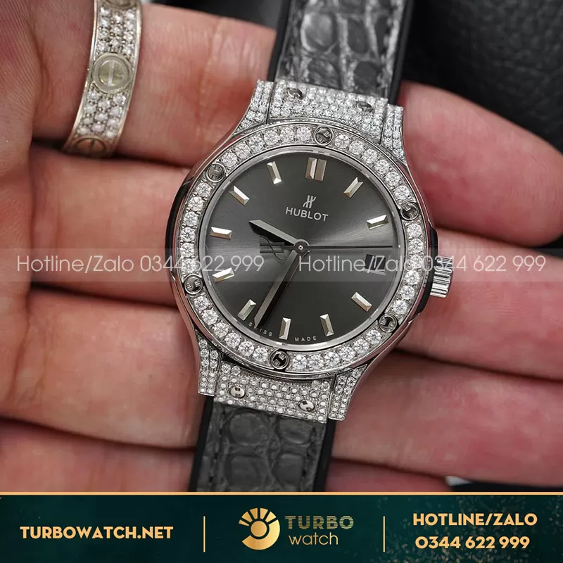 Hublot fusion 33mm máy pin full Moissanite