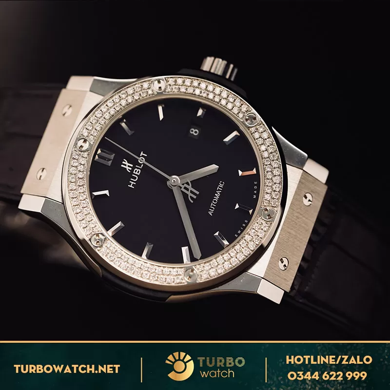 Hublot fusion mặt đen replica jjf factory độ viền moissanite
