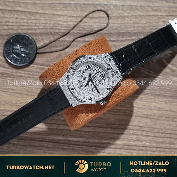 Hublot Fusion Rep 11 Skull Độ Full Moissanite Hongkong