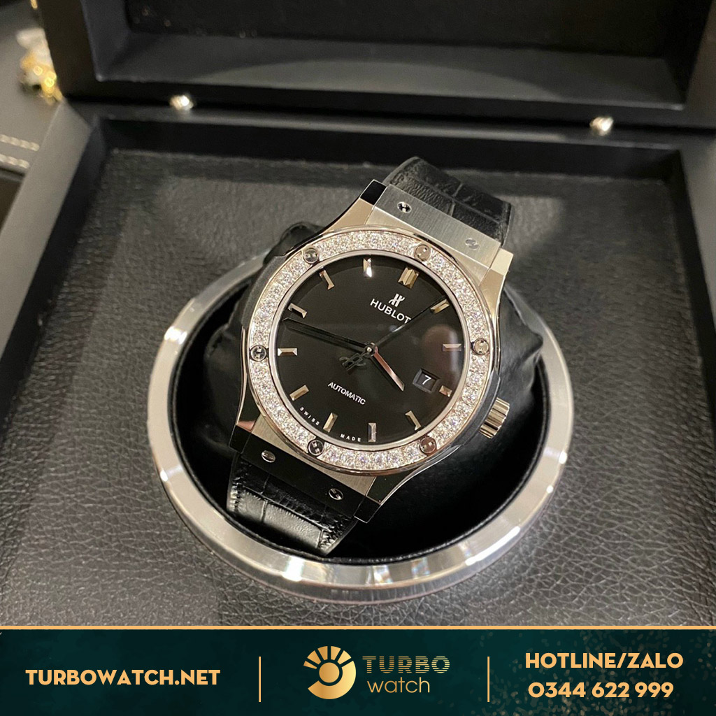 Thiết kế tinh tế tạo nên vẻ đẹp quý phái cho siêu phẩm Hublot Replica 1:1