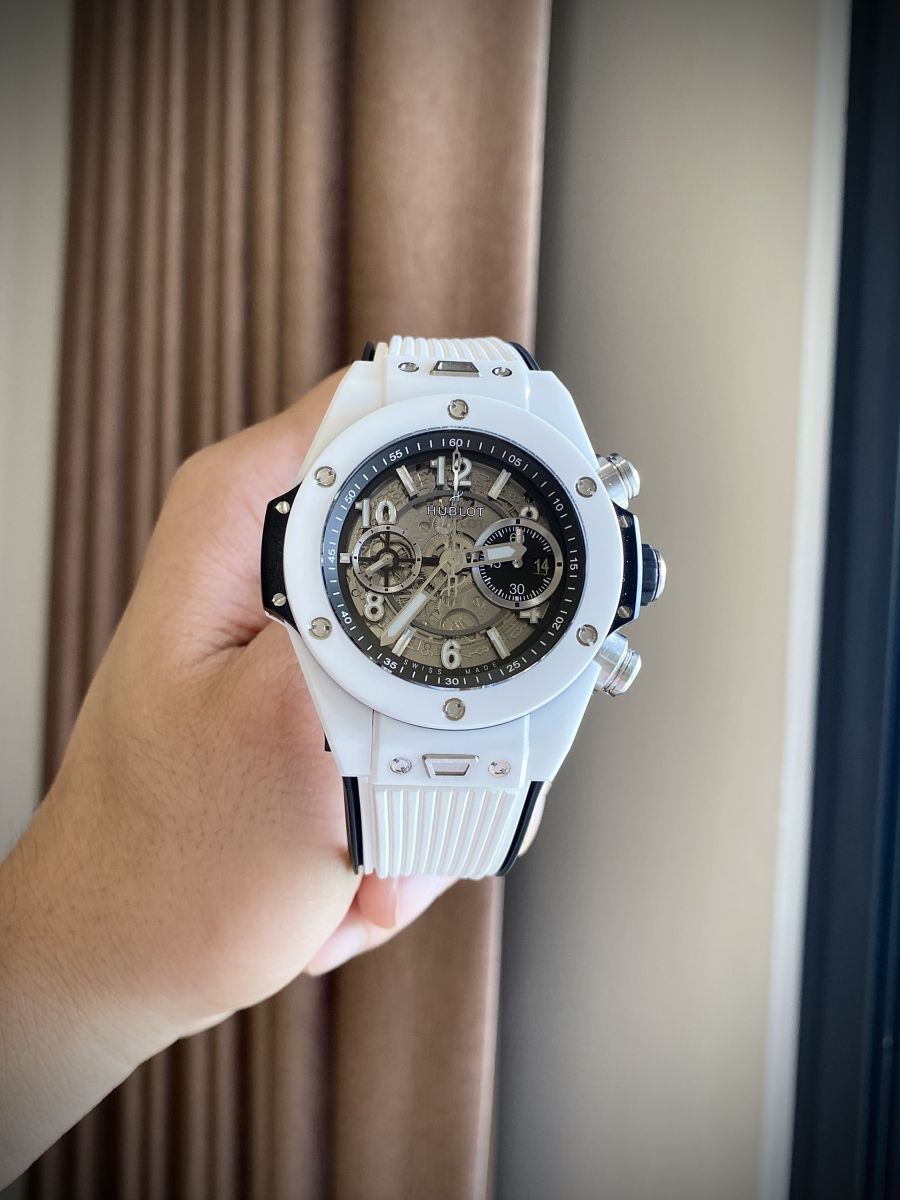 Chiếc đồng hồ siêu cấp với độ hoàn thiện cao đến 99% so với hàng auth