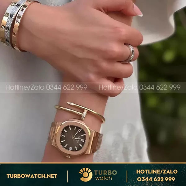 Lắc đinh Cartier Vàng 18k 