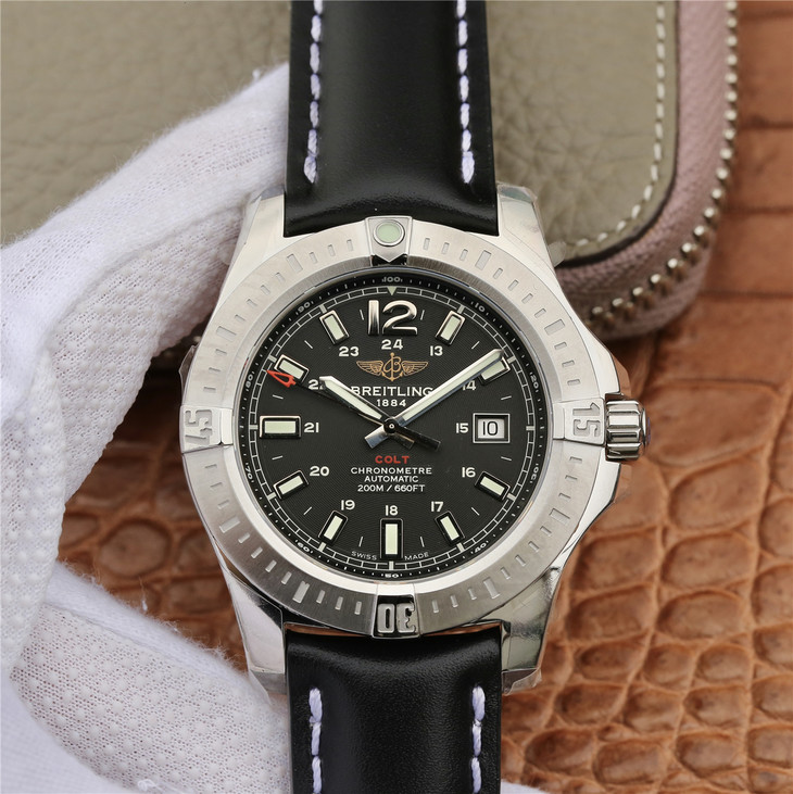 Mua đồng hồ Breitling super fake ở đâu đảm bảo uy tín?