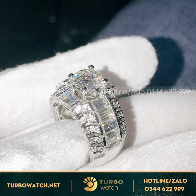 Nhẫn nam chế tác vàng trắng 18k kim cương thiên nhiên